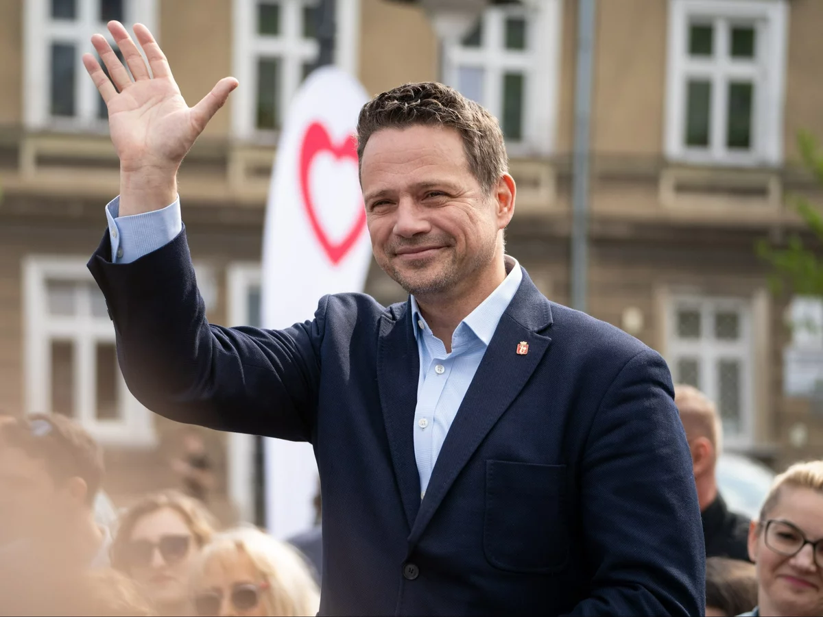 Miniatura: „Niedyskrecje parlamentarne”. Trzaskowski...