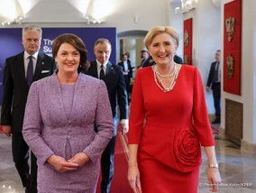 Miniatura: Agata Duda skradła show. Od tej stylizacji...