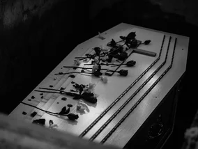 Miniatura: Kobieta obudziła się w trumnie. Skandal...