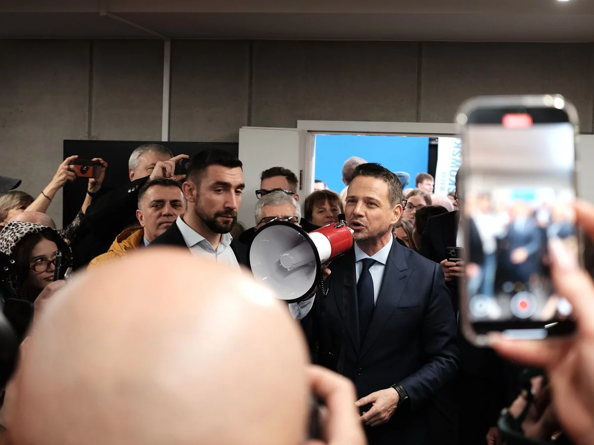 Miniatura: Byliśmy na spotkaniu z Trzaskowskim. Oto,...